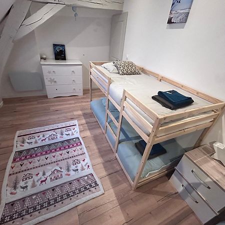 La Chambre Des Petits Voyageurs Sennecey-lès-Dijon Kültér fotó