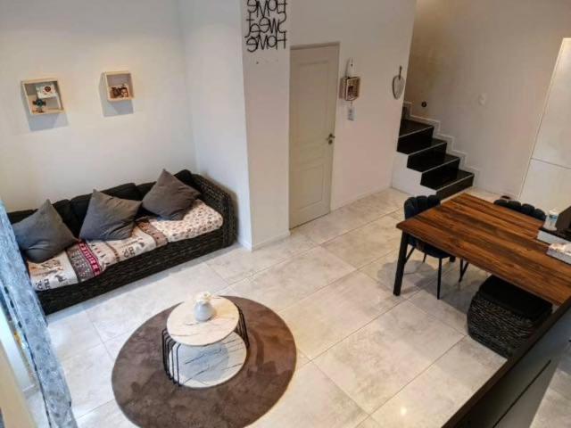 La Chambre Des Petits Voyageurs Sennecey-lès-Dijon Kültér fotó